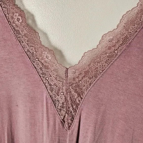 EUC AMERICAN EAGLE SOFT & SEXY DOUBLE V NECK LACED MAUVE TOP SIZE M - Picture 7 of 13